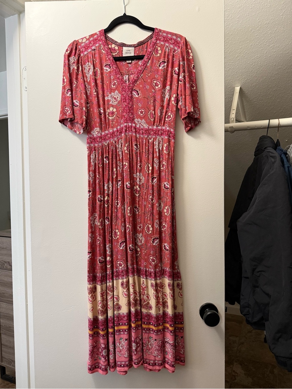 Knox Rose Pink Floral Border-Print Maxi Dress